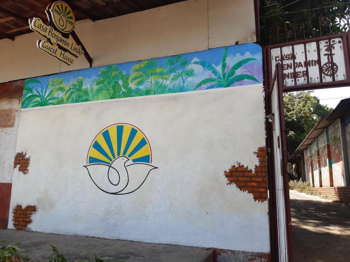 Hotel Casa Benjamin Linder Managua Exterior foto
