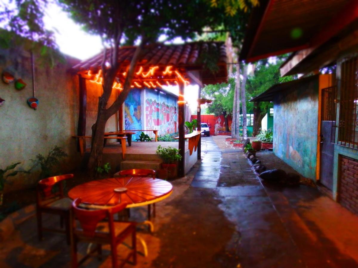 Hotel Casa Benjamin Linder Managua Exterior foto